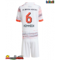 Camisa de Futebol Bayern Munich Joshua Kimmich #6 Equipamento Secundário Infantil 2025-26 Manga Curta (+ Calças curtas)